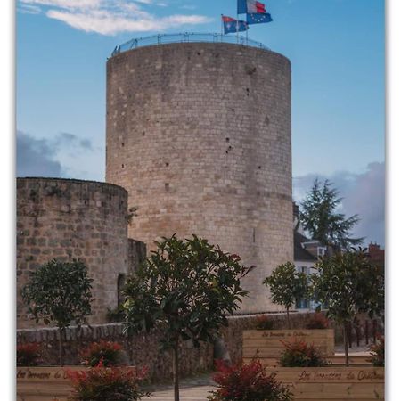 Chambre D'Hote Du Chateau Dourdan Bagian luar foto