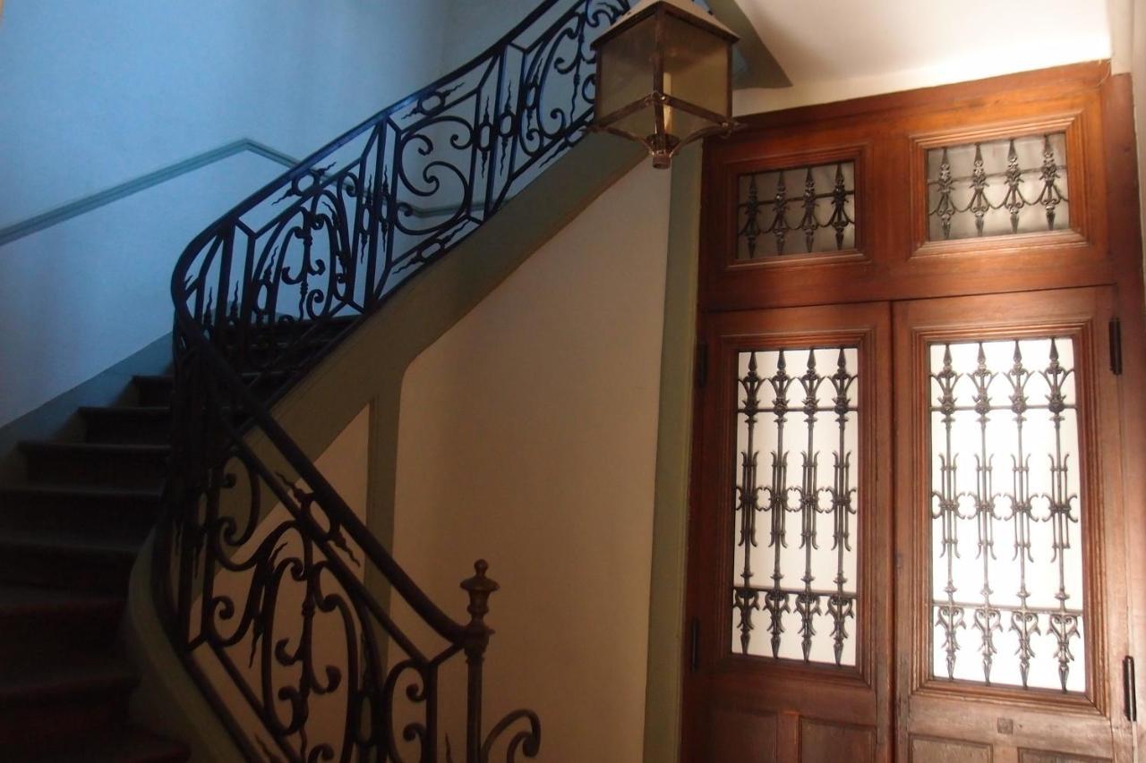 Chambre D'Hote Du Chateau Dourdan Ruang foto